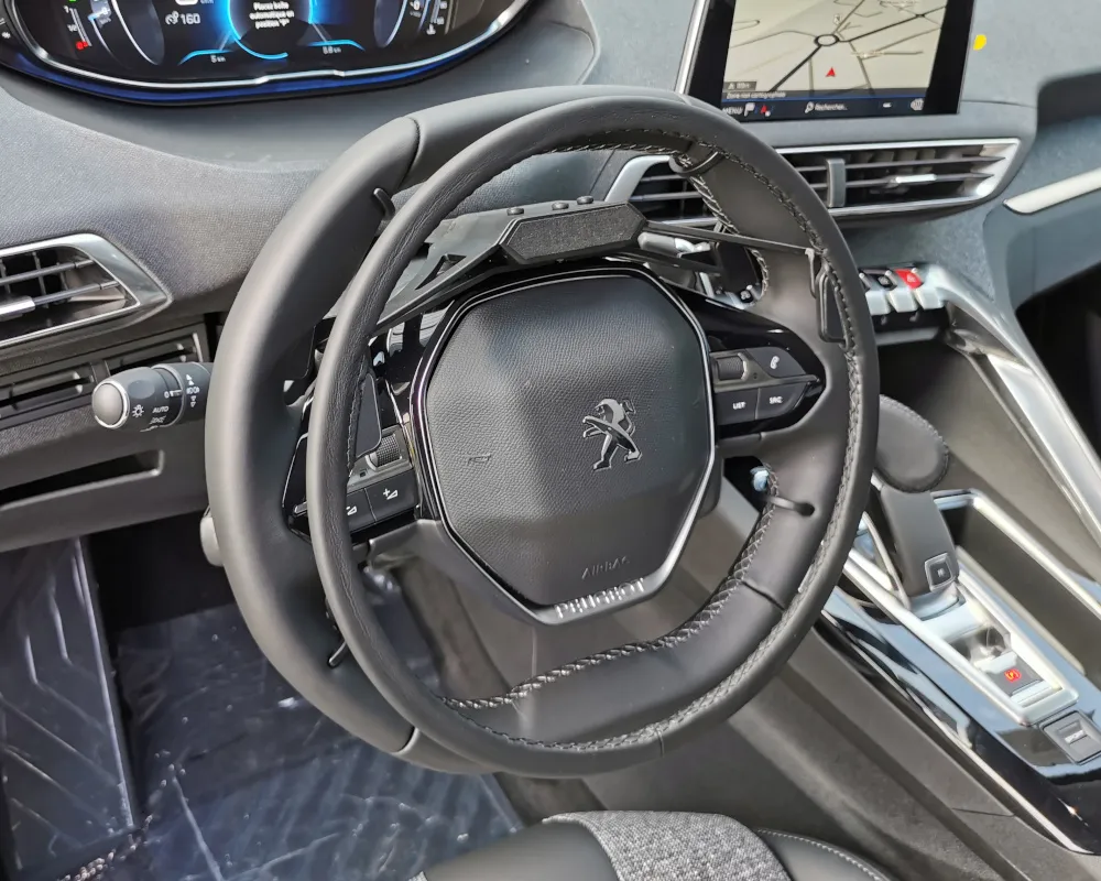 Accélérateur par cercle au volant